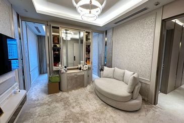 Aria Luxury Residence