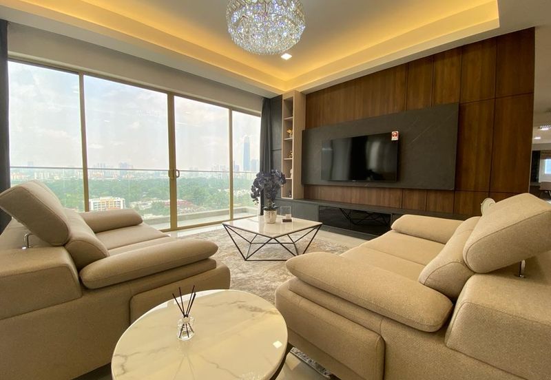 Residensi R8 Ampang Hilir Kuala Lumpur Luxury Condominium Fully Furnished Unit for Sale