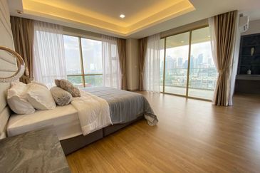 Residensi R8 Ampang Hilir Kuala Lumpur Luxury Condominium Fully Furnished Unit for Sale