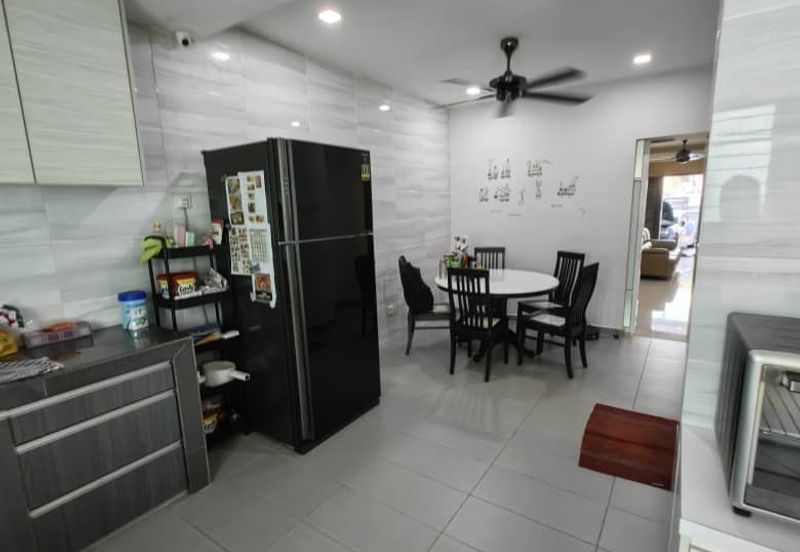 Saujana Damansara 2 Storey Terraced Landed House Renovated Unit for Sale