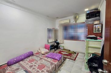 Bandar Sri Damansara SD2 1 Storey Terraced Landed House for Sale