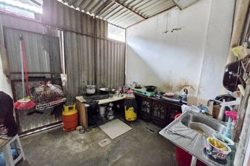 Bandar Sri Damansara SD2 1 Storey Terraced Landed House for Sale