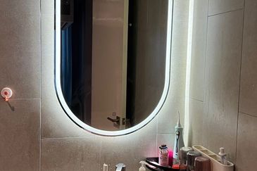 East Parc @ Menjalara