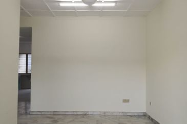 Bandar Sri Damansara SD2 1 Storey Terraced Landed House for Sale