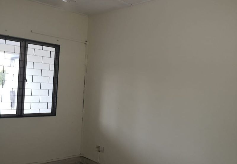 Bandar Sri Damansara SD2 1 Storey Terraced Landed House for Sale