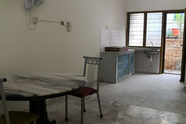 Bandar Sri Damansara SD2 1 Storey Terraced Landed House for Sale