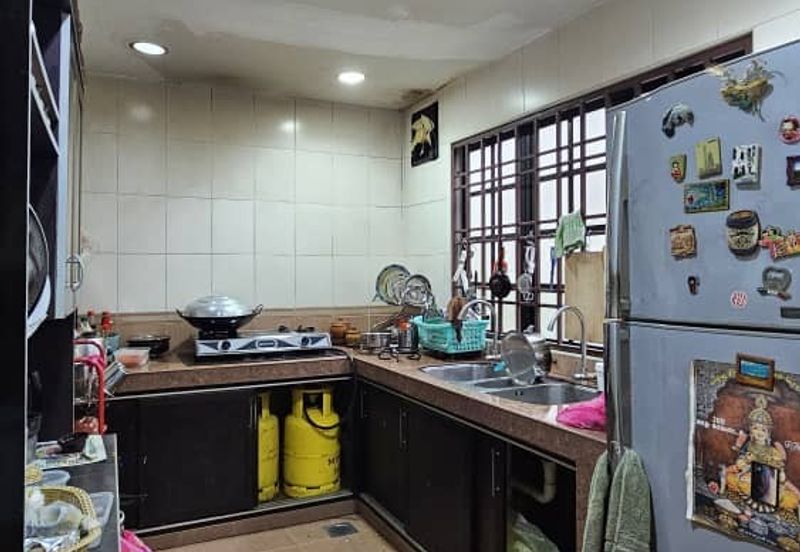 Bandar Sri Damansara SD8 2 Storey Terraced Landed House for Sale