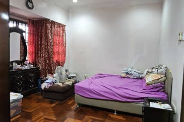 Bandar Sri Damansara SD8 2 Storey Terraced Landed House for Sale