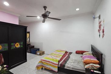 Bandar Sri Damansara SD8 2 Storey Terraced Landed House for Sale