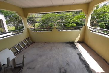 Sri Damansara SD1 2 Storey Terraced Laned House for Sale
