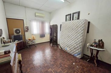 Taman Kepong (Kepong Garden)