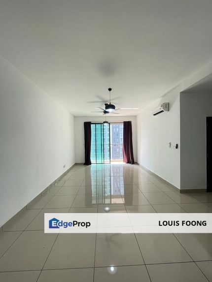 The Henge Kepong Lake Side Condo 1300sqf Spacious Partial Furnished Unit for Rent, Kuala Lumpur, Kepong