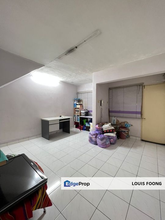 Taman Daya Kepong 2.5 Storey Terraced Landed House Furnished Unit for Sell, Selangor, Kepong