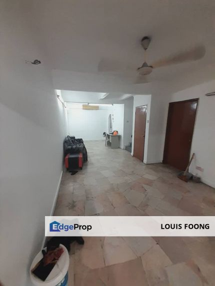 Selayang 2 Storeys Terraced Landed House Corner For Sale, Selangor, Selayang