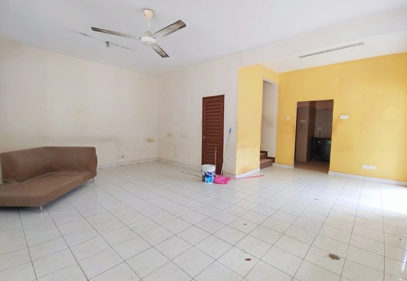 Saujana Damansara 2 Storey Terraced Landed House Corner Unit for Sale