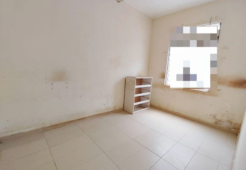 Saujana Damansara 2 Storey Terraced Landed House Corner Unit for Sale