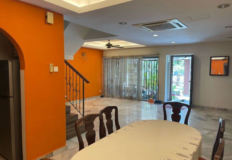 Bandar Menjalara (Desa Seri Mahkota)