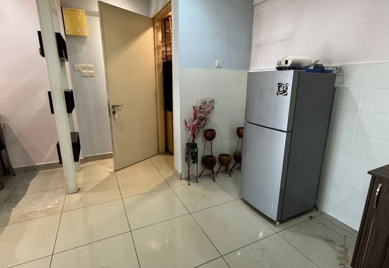 First Residence (Residensi Unggul)