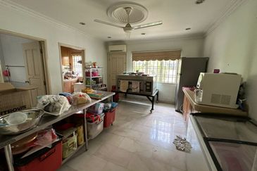 Bandar Sri Damansara SD10 Double Storey Terraced Landed Freehold House for Sale