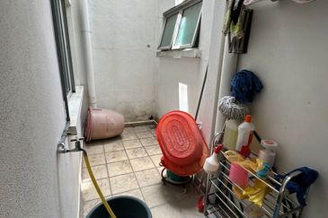 Bandar Sri Damansara SD10 Double Storey Terraced Landed Freehold House for Sale