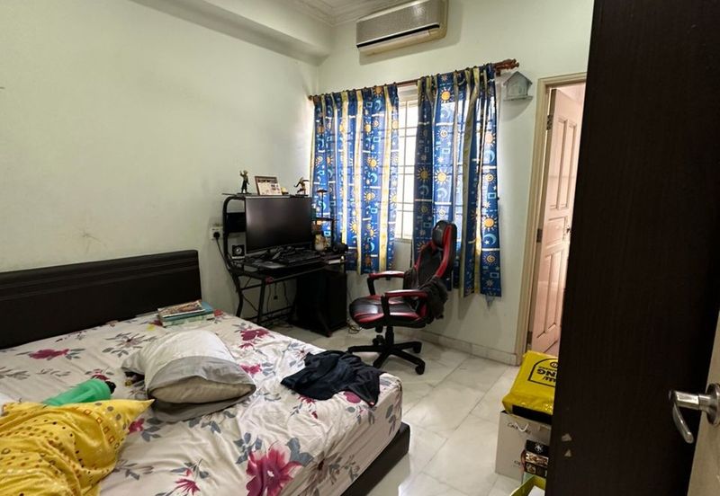 Bandar Sri Damansara SD10 Double Storey Terraced Landed Freehold House for Sale