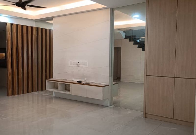 Laman Rimbunan Kepong 3 Storey Terraced House for Sale