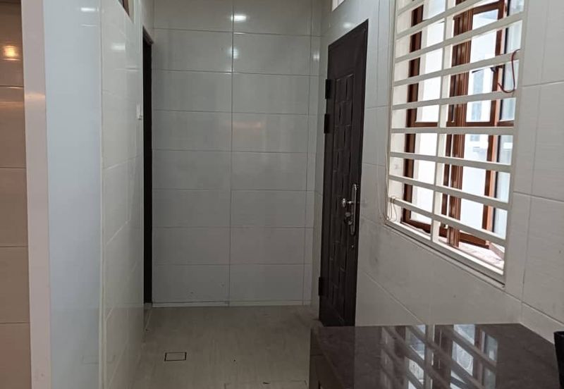Laman Rimbunan Kepong 3 Storey Terraced House for Sale