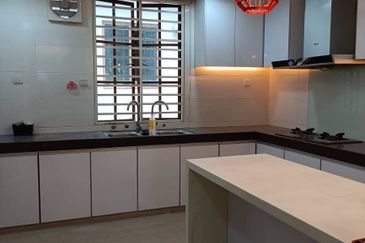 Laman Rimbunan Kepong 3 Storey Terraced House for Sale