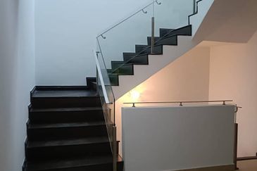 Laman Rimbunan Kepong 3 Storey Terraced House for Sale