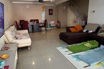 Laman Rimbunan Kepong 2.5 Storey Terraced House for Sale