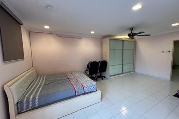 Laman Rimbunan Kepong 2.5 Storey Terraced House for Sale