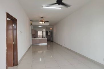 Royal Regent Sri Putramas III