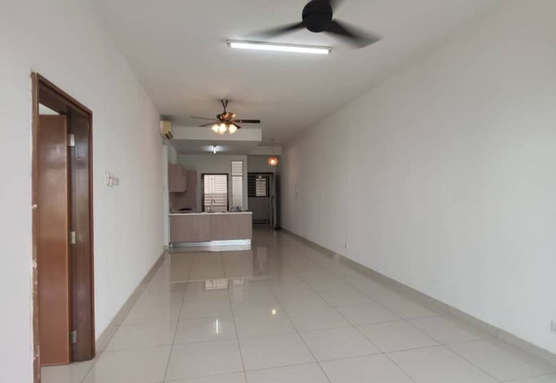 Royal Regent Sri Putramas III