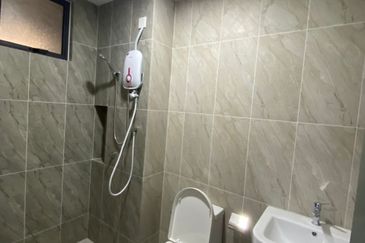 Fortune Perdana Lakeside Residences