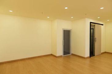 Mutiara Office Suites @ Jalan Ipoh SOHO style Renovated Unit for Sale