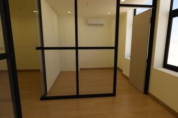 Mutiara Office Suites @ Jalan Ipoh SOHO style Renovated Unit for Sale