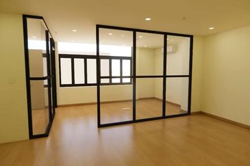 Mutiara Office Suites @ Jalan Ipoh SOHO style Renovated Unit for Sale