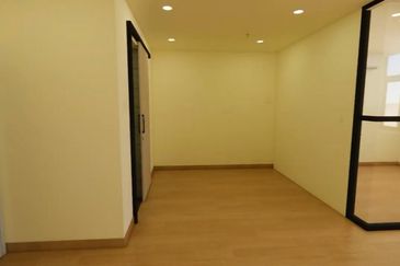 Mutiara Office Suites @ Jalan Ipoh SOHO style Renovated Unit for Sale