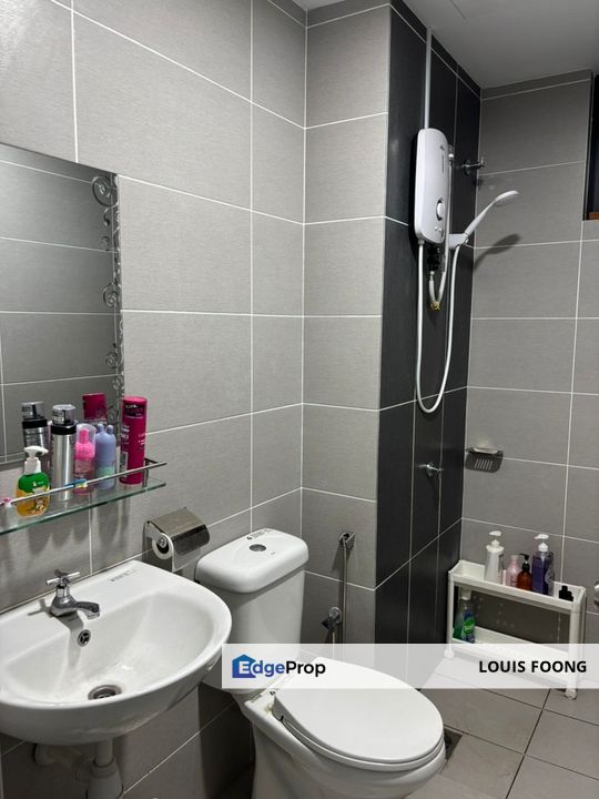 Mizumi Kepong Lake Side Condo Partial Furnished Unit for Rent, Kuala Lumpur, Kepong