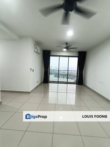 The Henge Kepong Lake View High end Condominium Below Market for Sale, Kuala Lumpur, Kepong