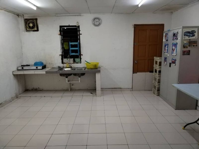 Taman Matang Jaya Sungai Buloh Double Storey Corner Landed for Rent, Selangor, Sungai Buloh