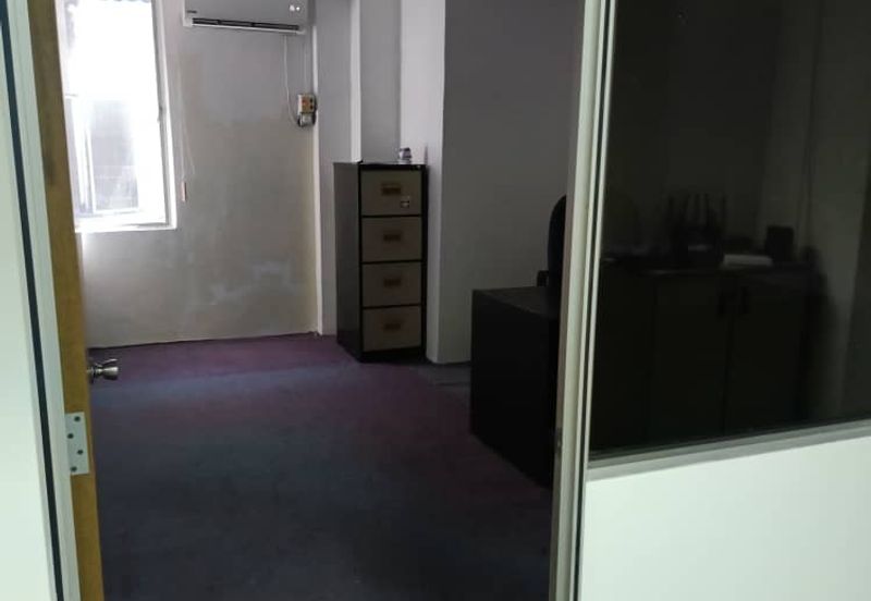 Medan Putra Business Centre