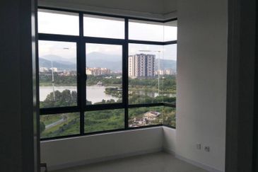 Fortune Perdana Lakeside Residences