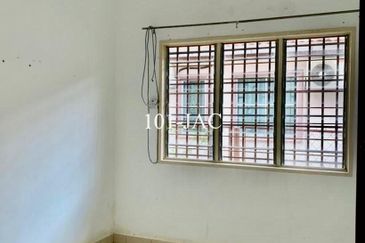 Jalan Makyong, Bandar Bukit Raja