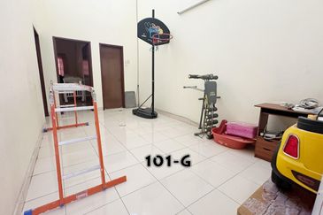 Taman Tepi Sungai ( Taman Teluk Pulai Indah )