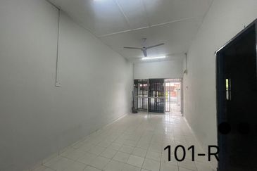 Taman Dato Hormat, Telok Panglima Garang