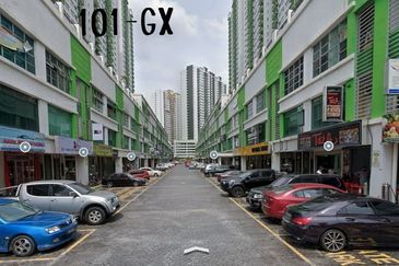 Parklane OUG Service Apartment