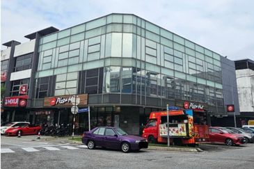 The Trillium @Lake Fields