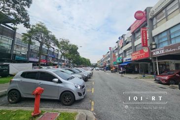The Trillium @Lake Fields