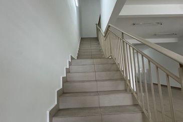 Taman Ehsan Jaya, Pendamaran